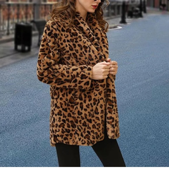 23 Fabulous Leopard Soft Faux Fur Open Draped Jacket - Picture 2 of 6